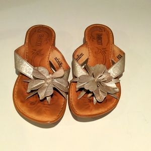 Born gold sandals with flower